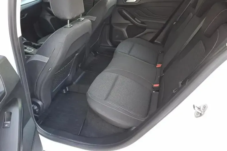 Ford Focus din 2022 cu 66.988 km - oferta FOR131226 - foto 13