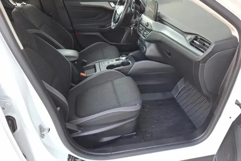Ford Focus din 2022 cu 66.988 km - oferta FOR131226 - foto 15