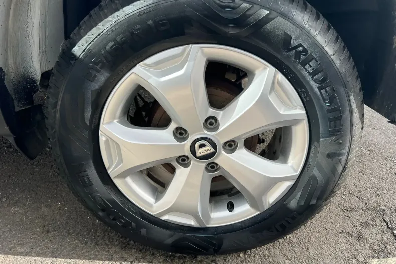 Dacia Duster din 2021 cu 96.989 km - oferta DAC131265 - foto 6