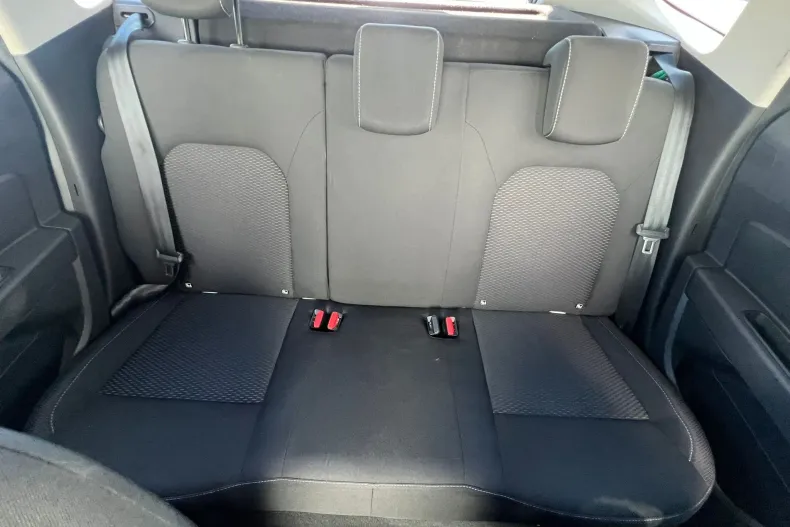 Dacia Duster din 2021 cu 96.989 km - oferta DAC131265 - foto 10