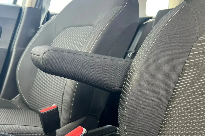 Dacia Duster din 2020 cu 36.182 km - oferta DAC131266 - foto 25