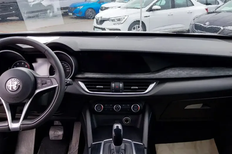 Alfa Romeo Stelvio din 2019 cu 89.156 km - oferta ALF131277 - foto 3