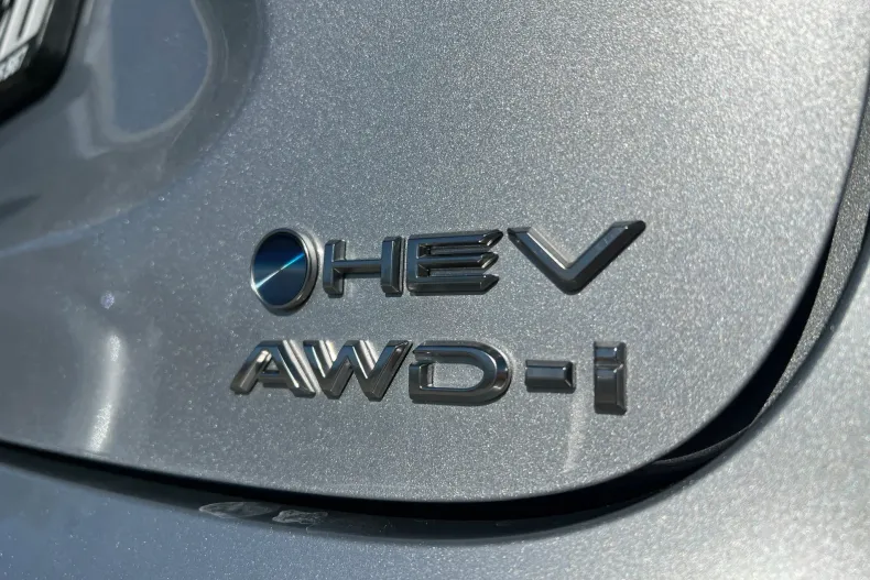 Toyota Yaris Cross din 2025 cu 3.837 km - oferta TOY131281 - foto 11