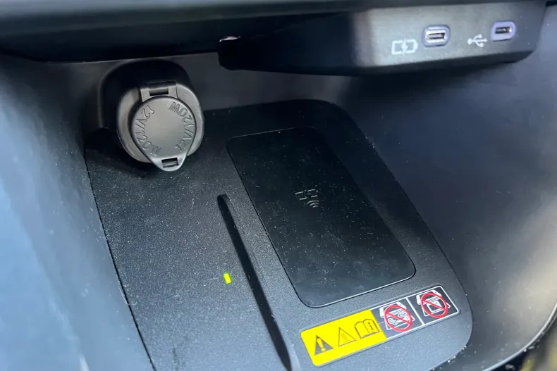 Toyota Yaris Cross din 2025 cu 3.837 km - oferta TOY131281 - foto 22