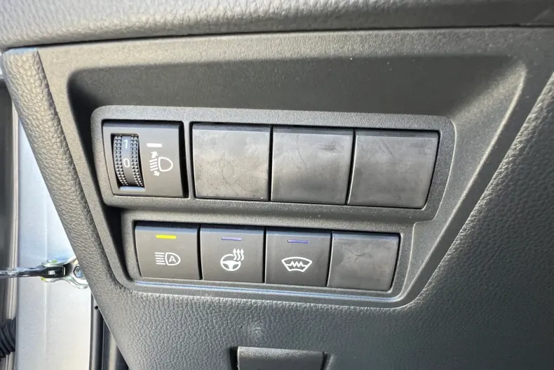 Toyota Yaris Cross din 2025 cu 3.837 km - oferta TOY131281 - foto 27