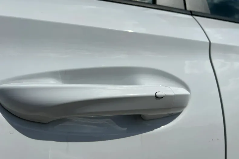 MG MG4 din 2024 cu 4.200 km - oferta MG0131282 - foto 12