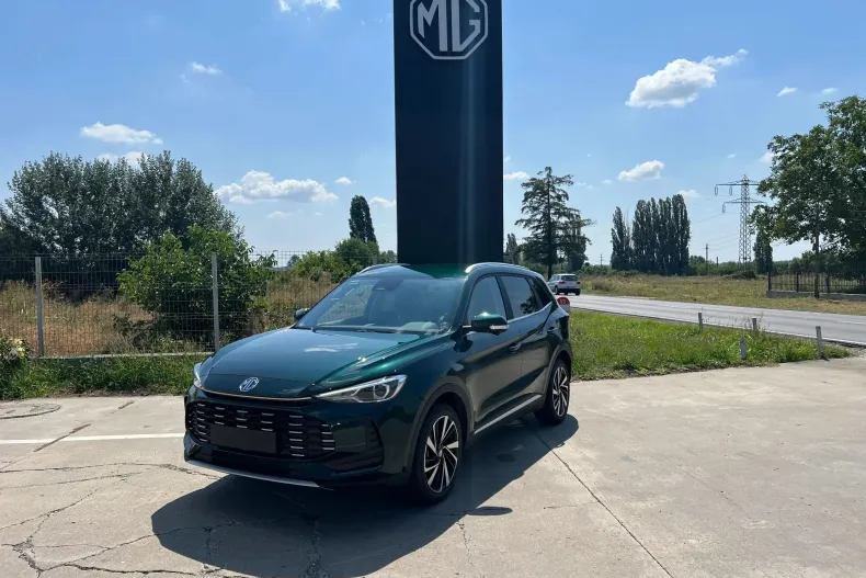 MG ZS HEV din 2025 cu 15 km - oferta MG0131283 - foto 1