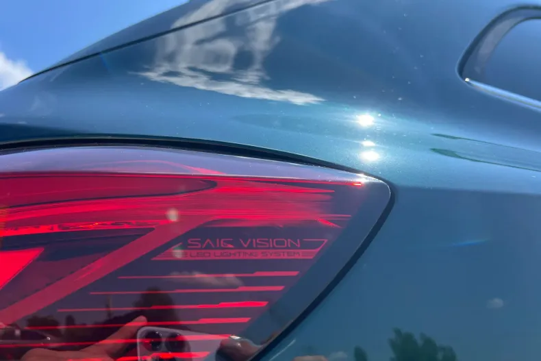 MG ZS HEV din 2025 cu 15 km - oferta MG0131283 - foto 24