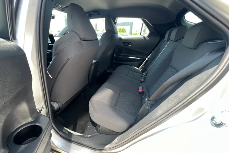 Toyota C-HR din 2025 cu 2.000 km - oferta TOY131285 - foto 7