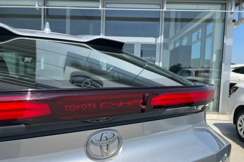 Toyota C-HR din 2025 cu 2.000 km - oferta TOY131285 - foto 12