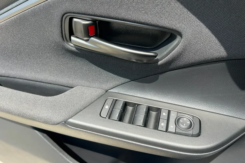 Toyota C-HR din 2025 cu 2.000 km - oferta TOY131285 - foto 21