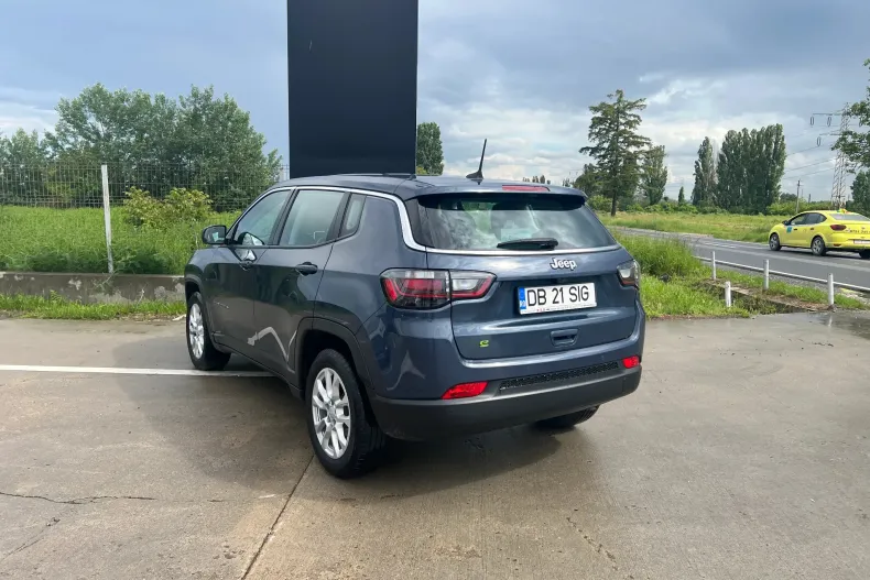 Jeep Compass din 2022 cu 44.479 km - oferta JEE131288 - foto 3