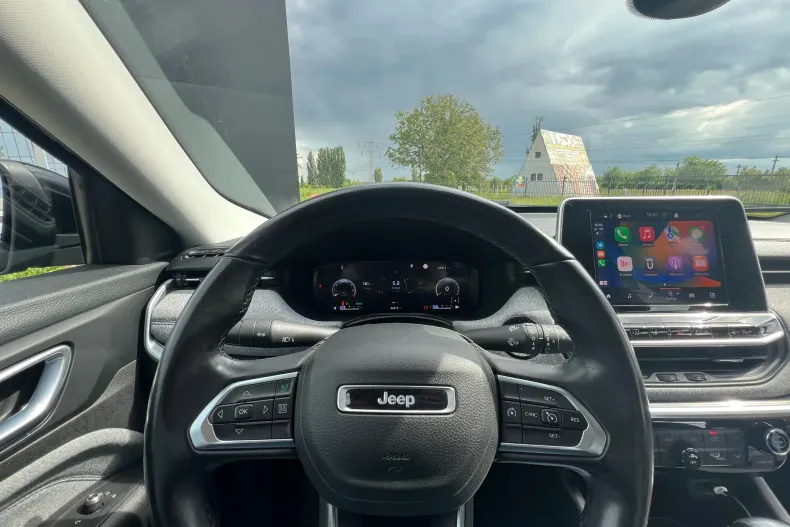 Jeep Compass din 2022 cu 44.479 km - oferta JEE131288 - foto 23