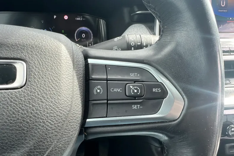 Jeep Compass din 2022 cu 44.479 km - oferta JEE131288 - foto 24