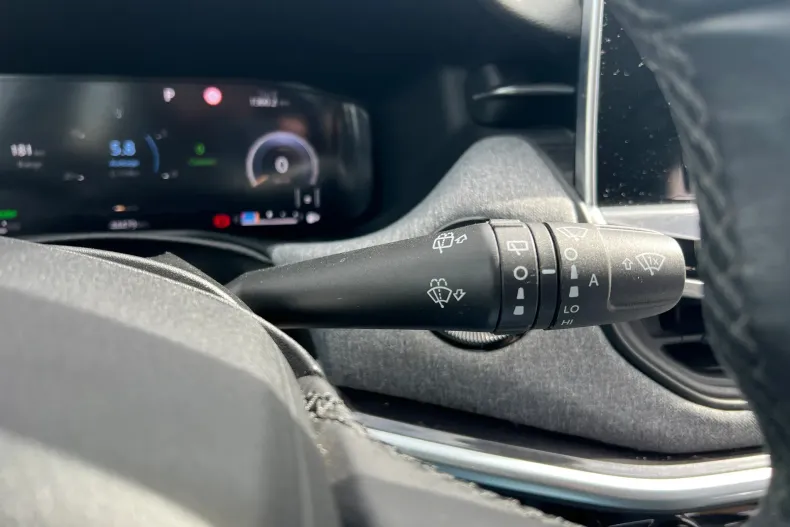 Jeep Compass din 2022 cu 44.479 km - oferta JEE131288 - foto 26