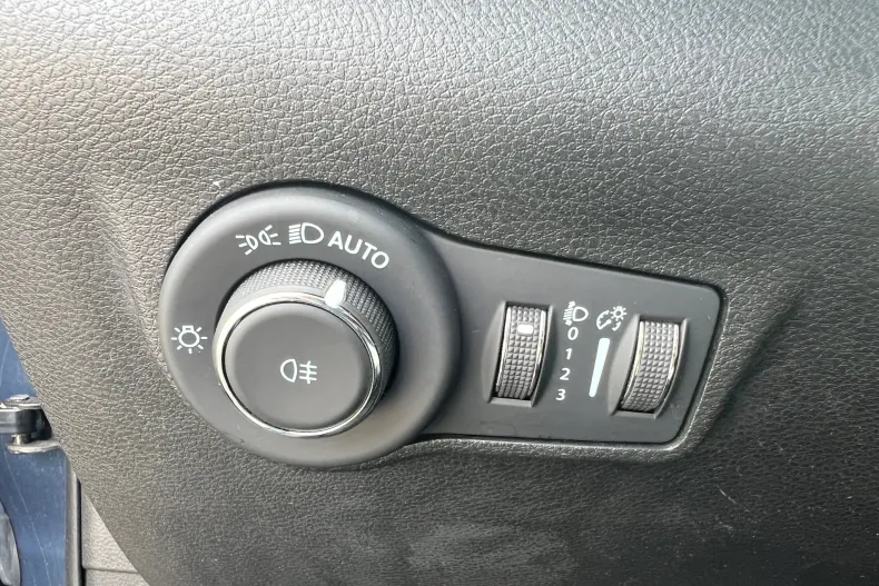 Jeep Compass din 2022 cu 44.479 km - oferta JEE131288 - foto 34