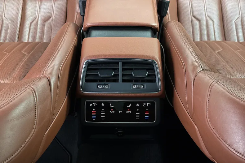 Audi A6 din 2019 cu 152.000 km - oferta AUD131303 - foto 32