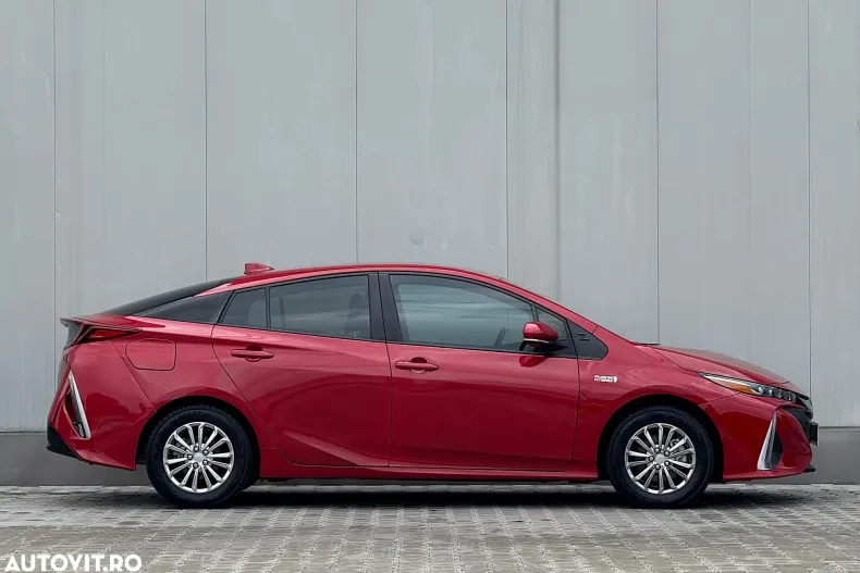Toyota Prius din 2022 cu 59.900 km - oferta TOY131307 - foto 9
