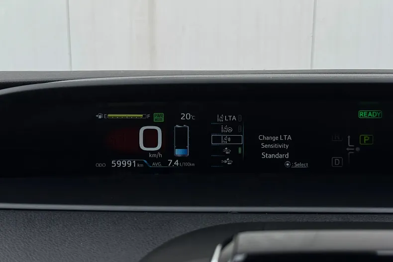 Toyota Prius din 2022 cu 59.900 km - oferta TOY131307 - foto 23