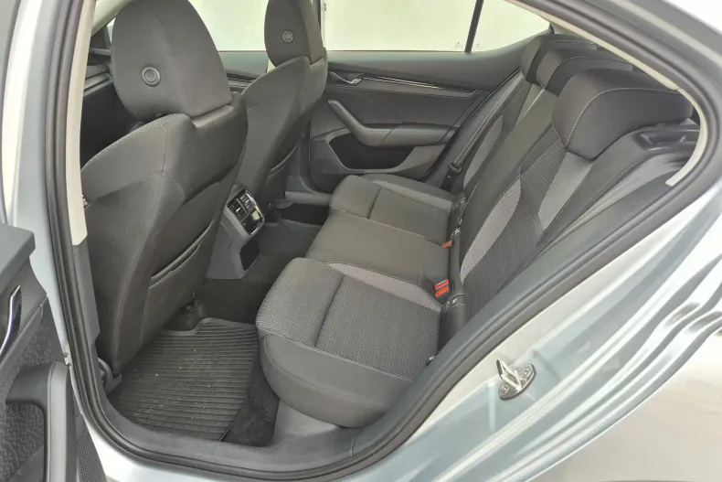 Skoda Octavia din 2024 cu 33.198 km - oferta SKO131317 - foto 13