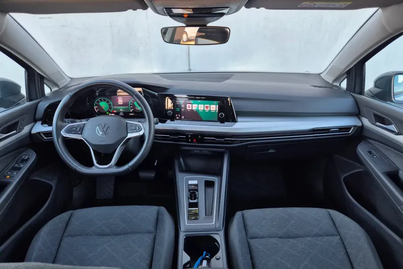 Volkswagen Golf din 2024 cu 51.459 km - oferta VOL131320 - foto 13