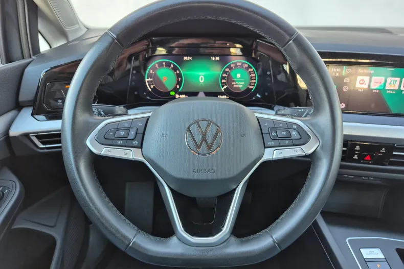 Volkswagen Golf din 2024 cu 51.459 km - oferta VOL131320 - foto 14