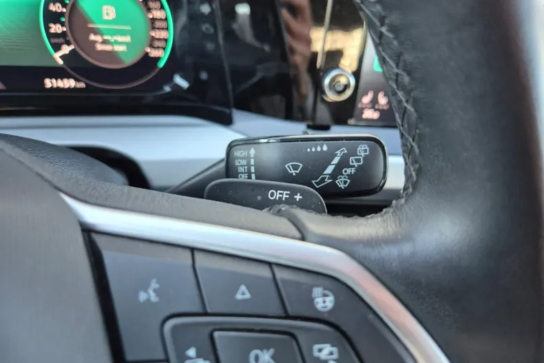 Volkswagen Golf din 2024 cu 51.459 km - oferta VOL131320 - foto 16