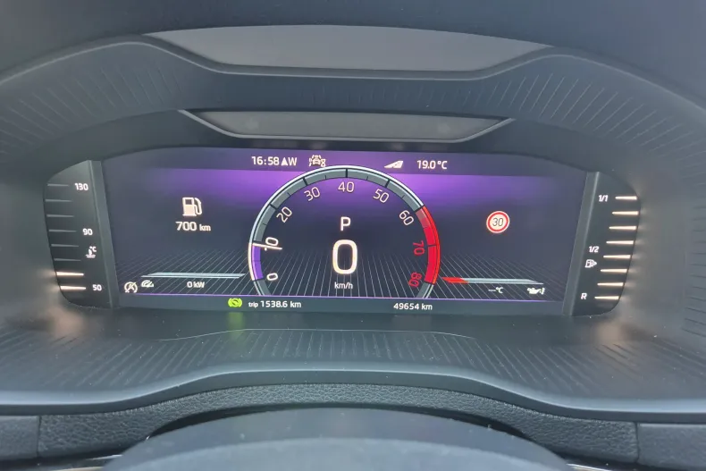 Skoda Karoq din 2023 cu 64.096 km - oferta SKO131321 - foto 21