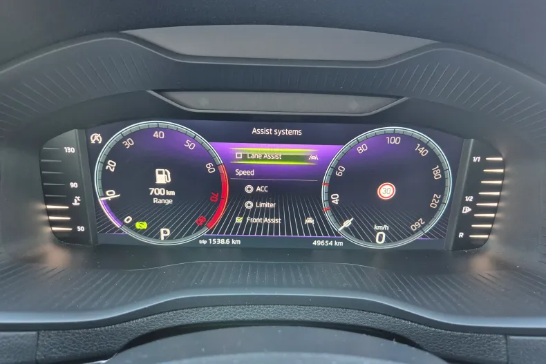 Skoda Karoq din 2023 cu 64.096 km - oferta SKO131321 - foto 25