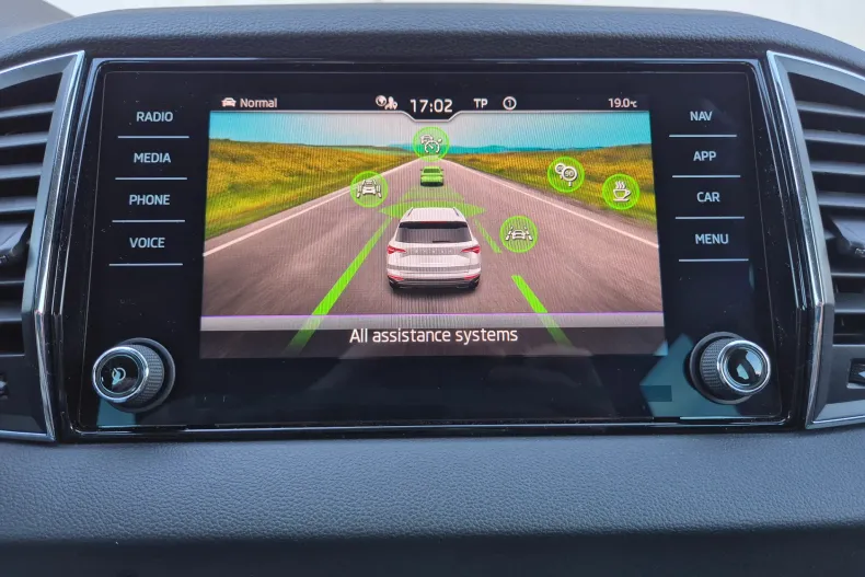 Skoda Karoq din 2023 cu 64.096 km - oferta SKO131321 - foto 34