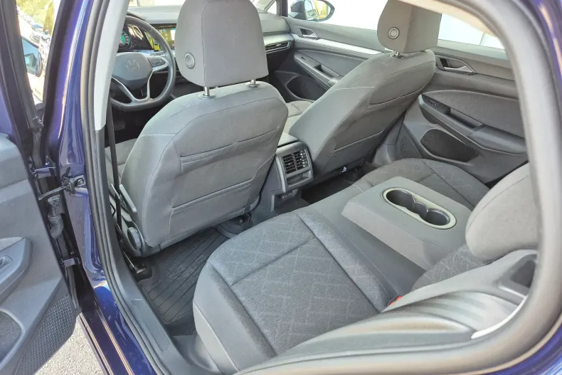 Volkswagen Golf din 2024 cu 47.422 km - oferta VOL131323 - foto 12