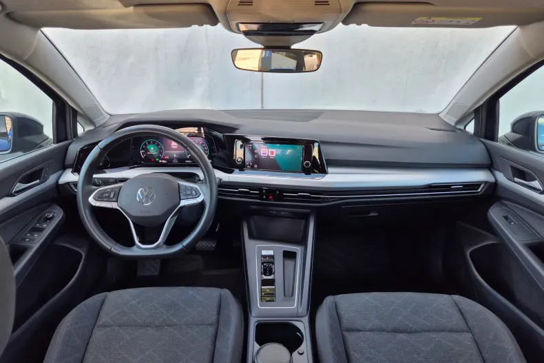 Volkswagen Golf din 2024 cu 47.422 km - oferta VOL131323 - foto 14