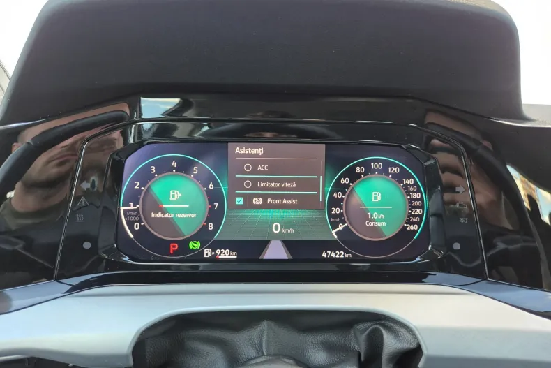 Volkswagen Golf din 2024 cu 47.422 km - oferta VOL131323 - foto 19