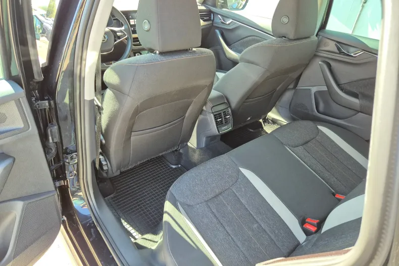 Skoda Kamiq din 2023 cu 56.610 km - oferta SKO131326 - foto 11