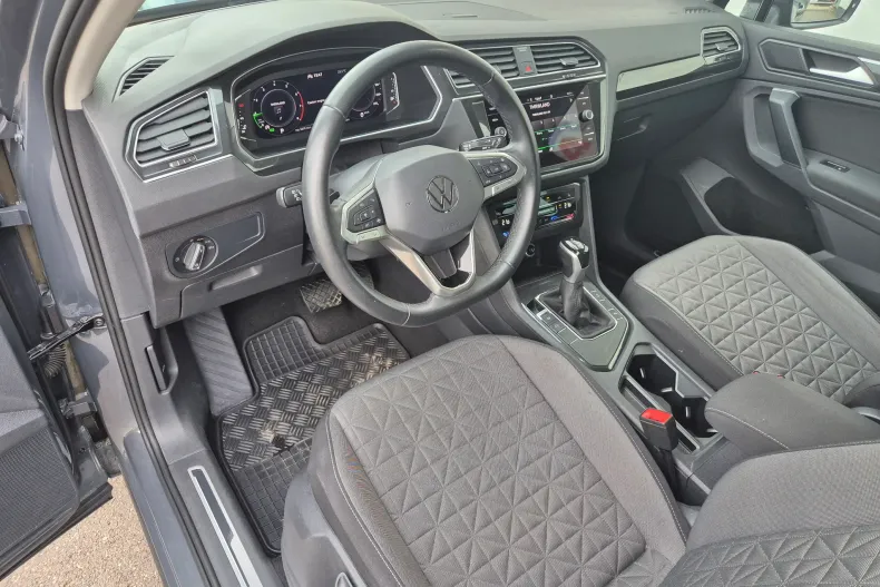 Volkswagen Tiguan din 2023 cu 57.465 km - oferta VOL131328 - foto 9