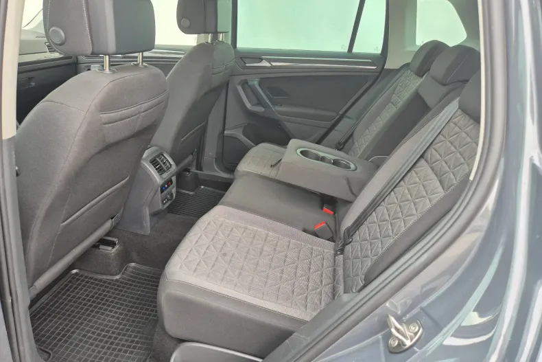 Volkswagen Tiguan din 2023 cu 57.465 km - oferta VOL131328 - foto 12