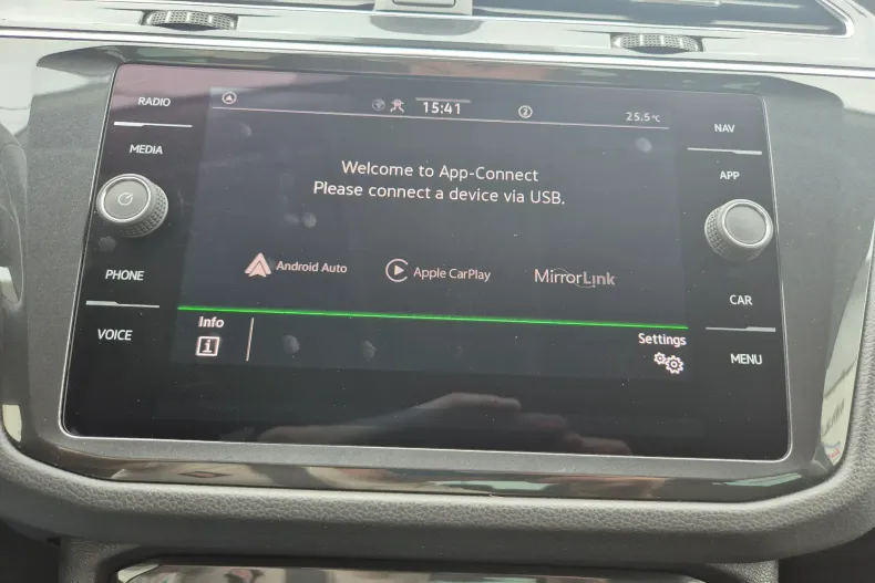 Volkswagen Tiguan din 2023 cu 57.465 km - oferta VOL131328 - foto 22