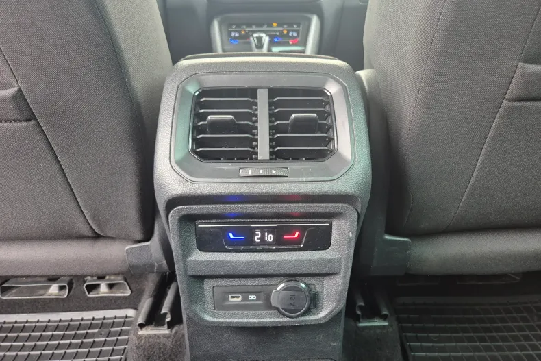 Volkswagen Tiguan din 2023 cu 57.465 km - oferta VOL131328 - foto 32