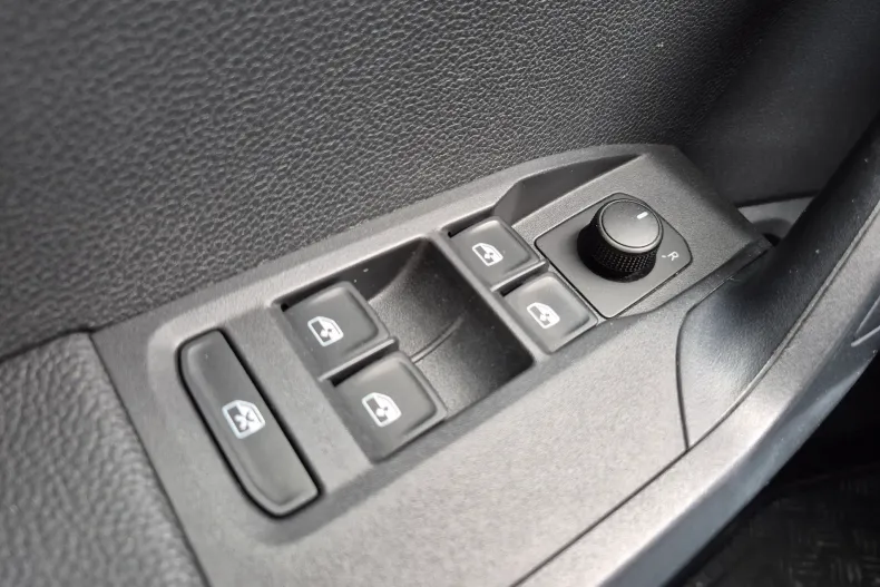 Seat Arona din 2023 cu 70.000 km - oferta SEA131329 - foto 29