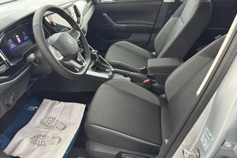 Volkswagen Taigo din 2025 cu 2.800 km - oferta VOL131351 - foto 12