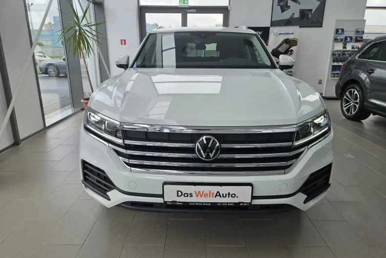Volkswagen Touareg din 2025 cu 10 km - oferta VOL131354 - foto 3