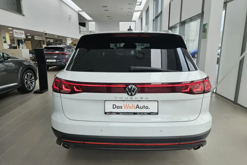 Volkswagen Touareg din 2025 cu 10 km - oferta VOL131354 - foto 4
