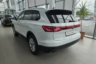 Volkswagen Touareg din 2025 cu 10 km - oferta VOL131354 - foto 5