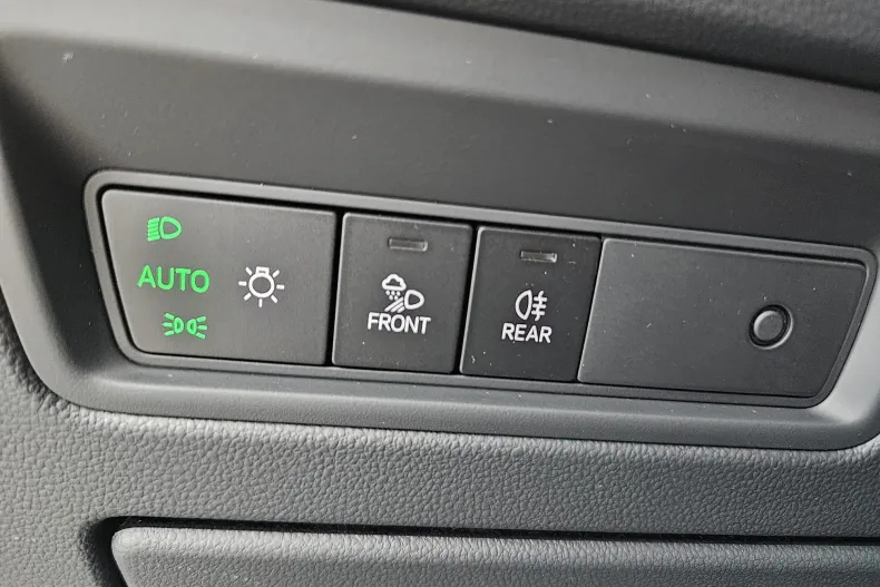 Volkswagen Touareg din 2025 cu 10 km - oferta VOL131354 - foto 8