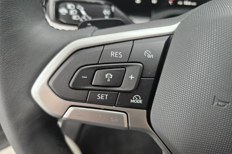 Volkswagen Touareg din 2025 cu 10 km - oferta VOL131354 - foto 11