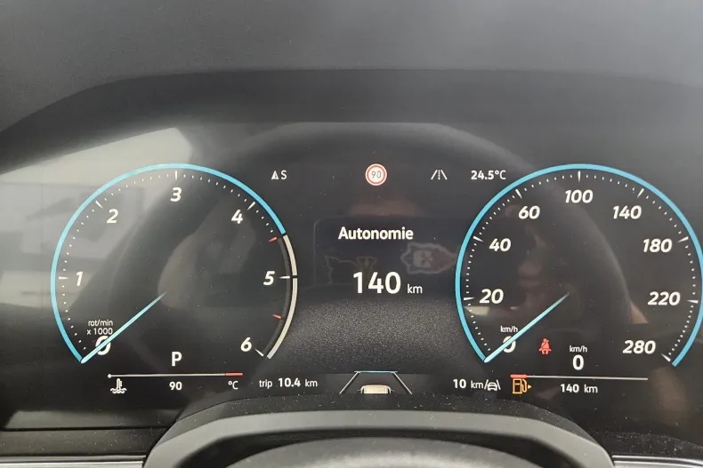 Volkswagen Touareg din 2025 cu 10 km - oferta VOL131354 - foto 19