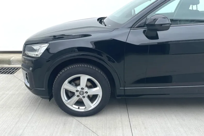 Audi Q2 din 2019 cu 72.000 km - oferta AUD131359 - foto 3