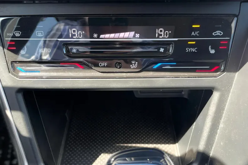 Volkswagen Taigo din 2023 cu 82.919 km - oferta VOL131368 - foto 13