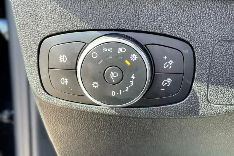 Ford Focus din 2022 cu 73.800 km - oferta FOR131369 - foto 9