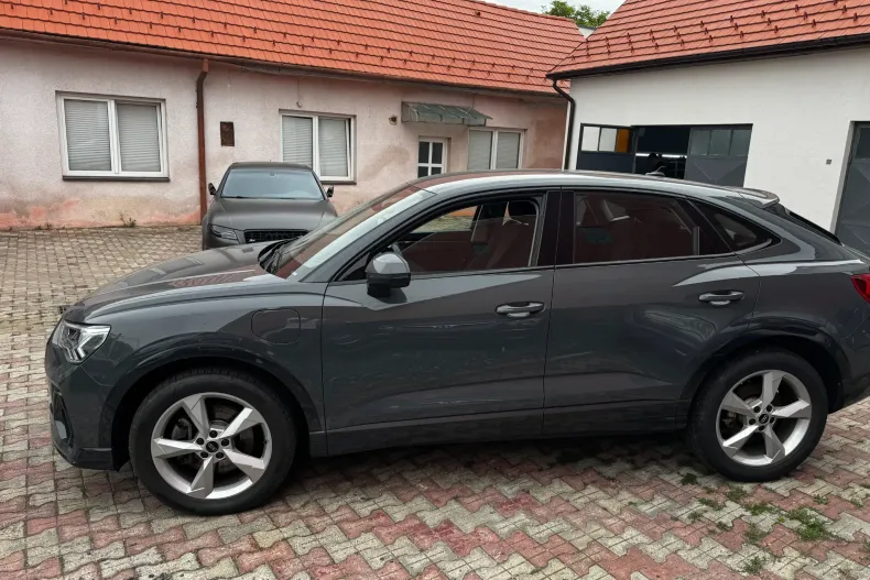 Audi Q3 din 2021 cu 71.000 km - oferta AUD131377 - foto 7